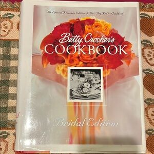 Betty Crocker Bridal Edition Cookbook Special Keepsake